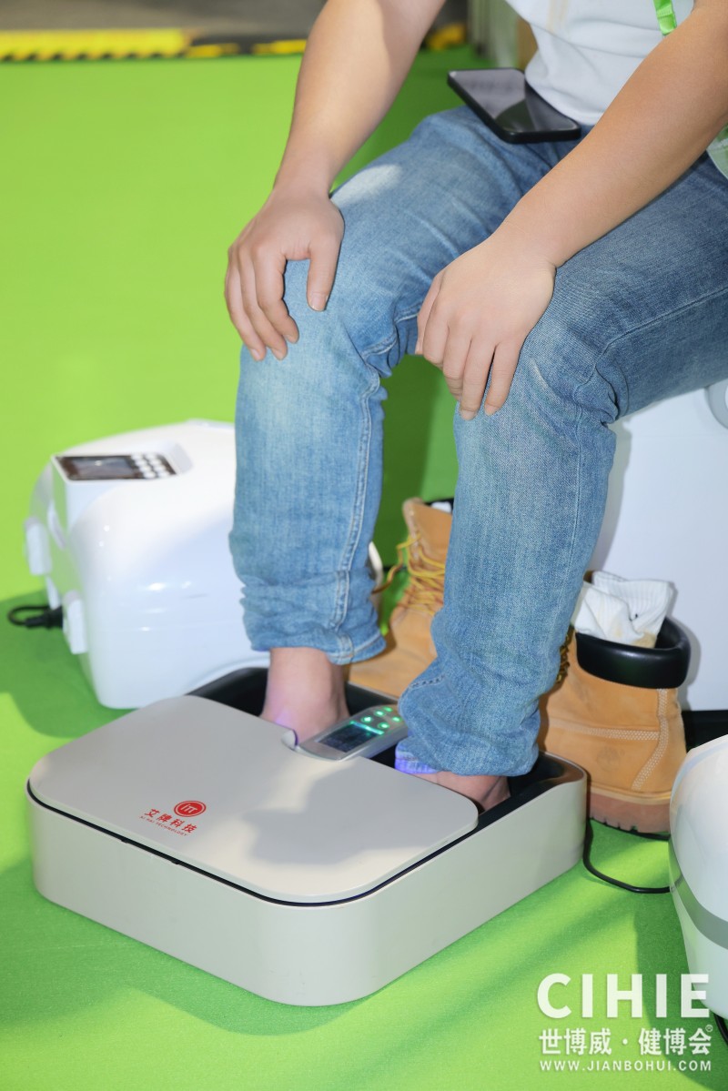 北京健康展現(xiàn)場體驗(yàn)中8.JPG 北京健康展現(xiàn)場體驗(yàn)中8.JPG