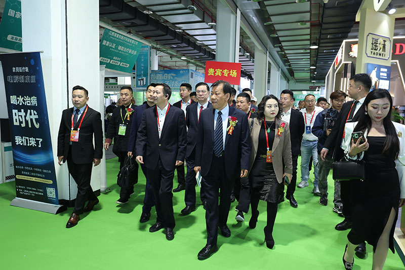 MXL_1032.jpg MXL_1032.jpg